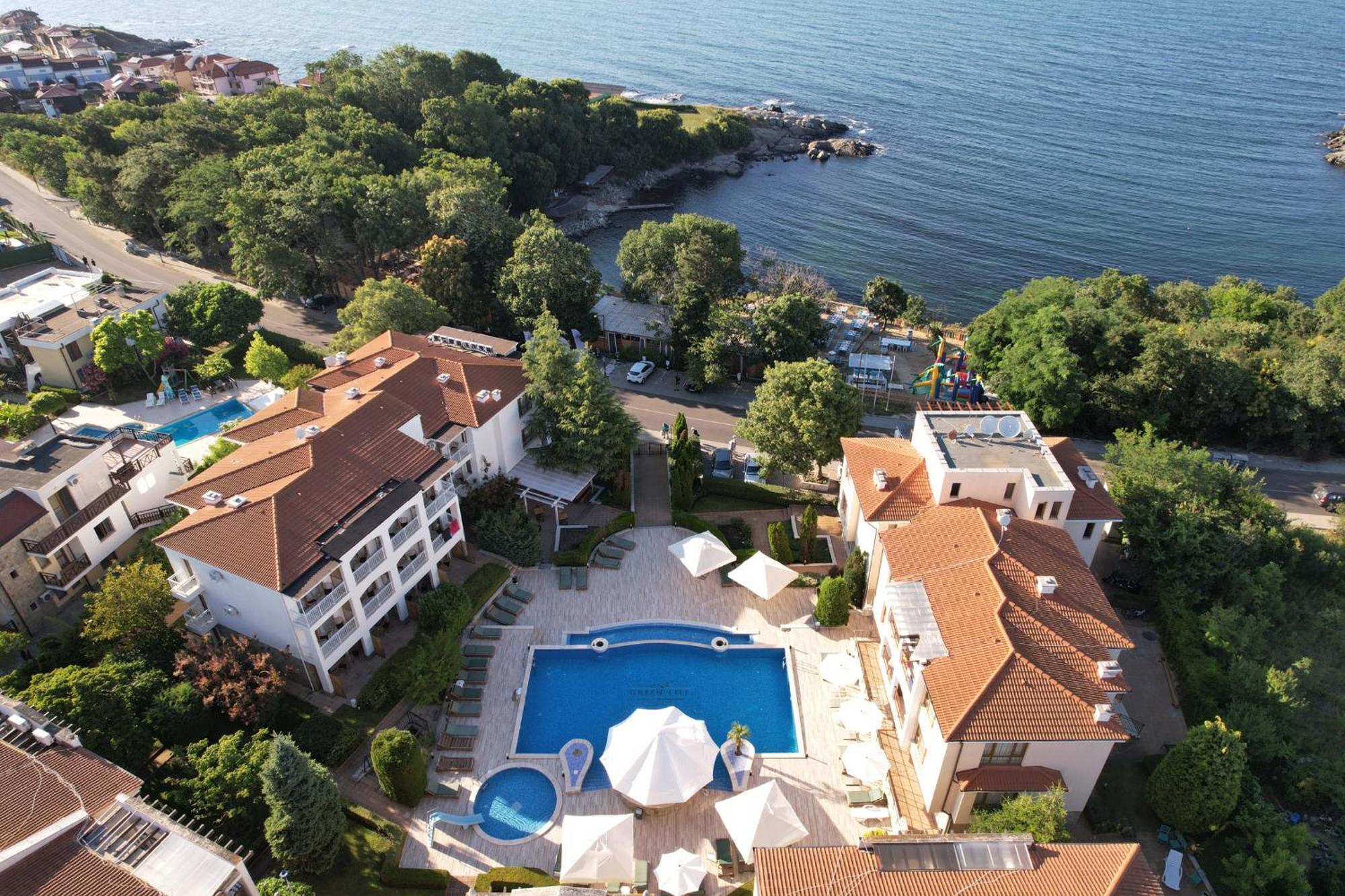 Paradise Bay Hotel Sozopol Exteriör bild