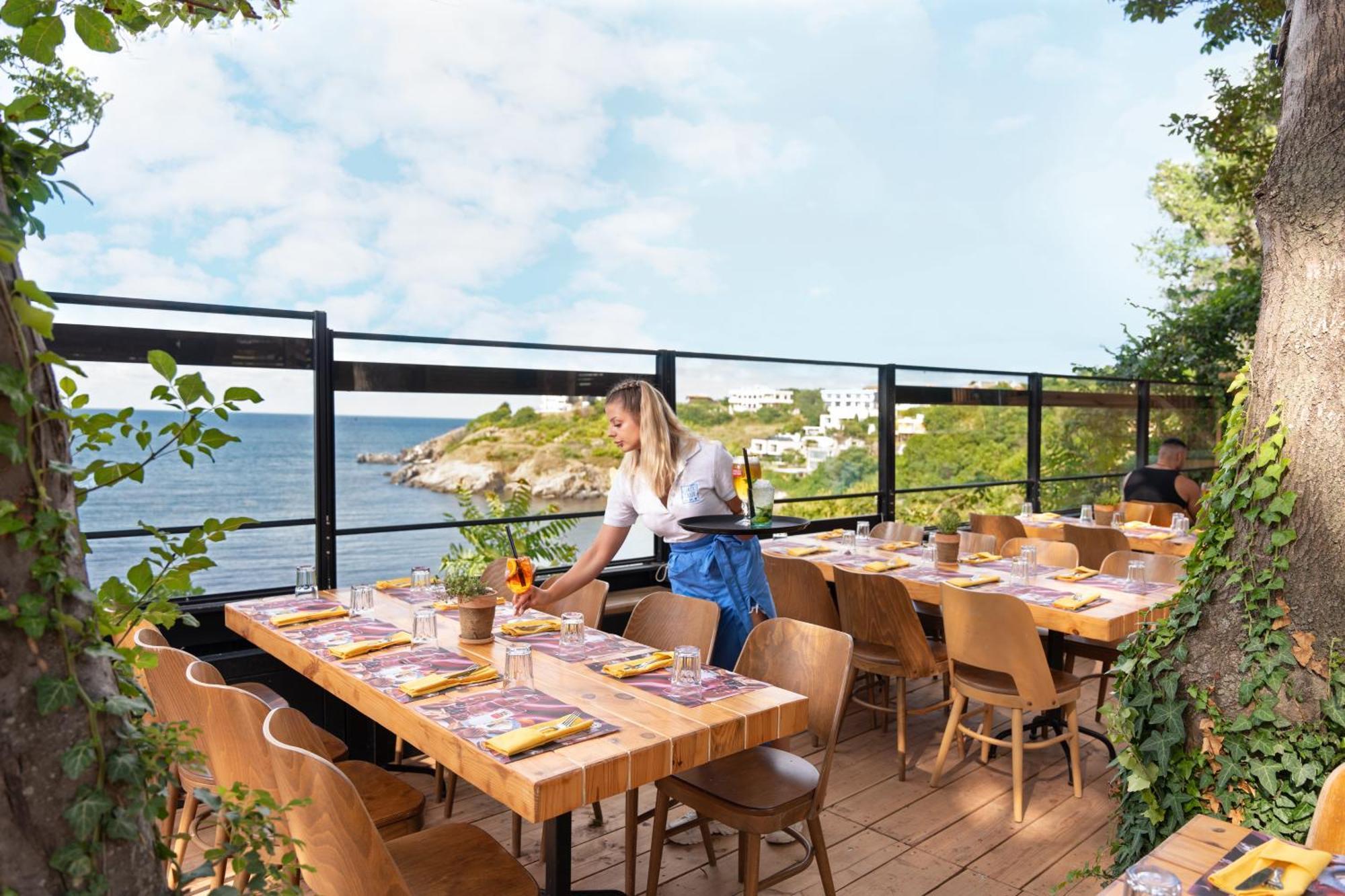 Paradise Bay Hotel Sozopol Exteriör bild